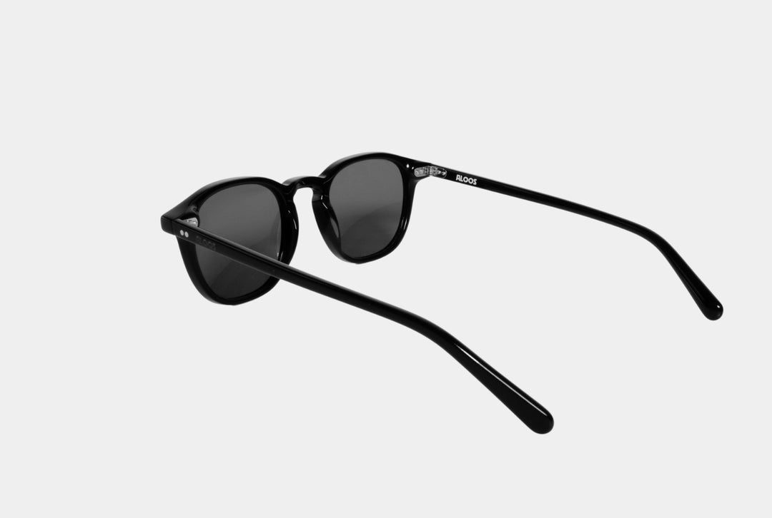 LUDIMIR BLACK